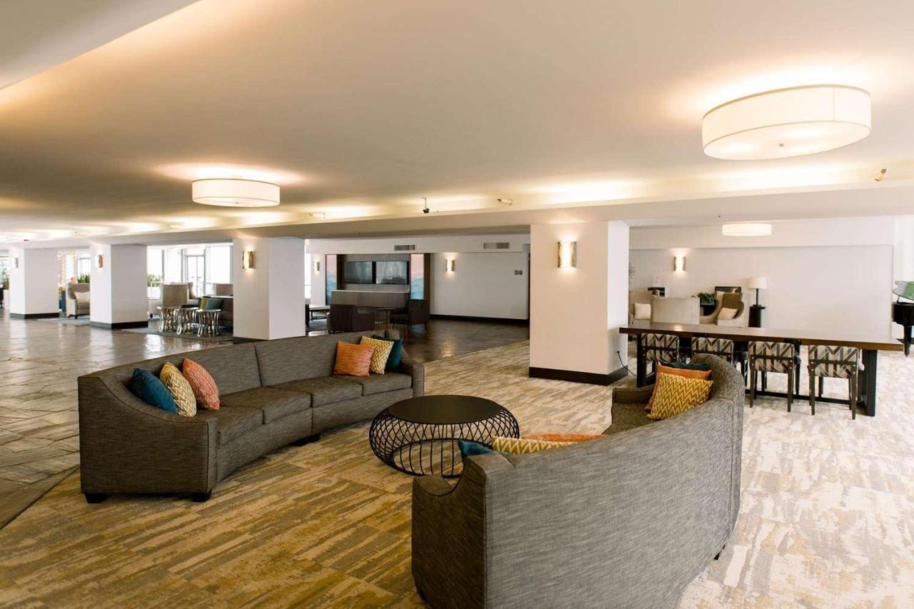 Illinois Beach Hotel Zion Екстериор снимка