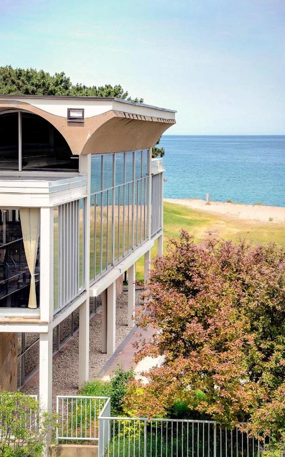 Illinois Beach Hotel Zion Екстериор снимка
