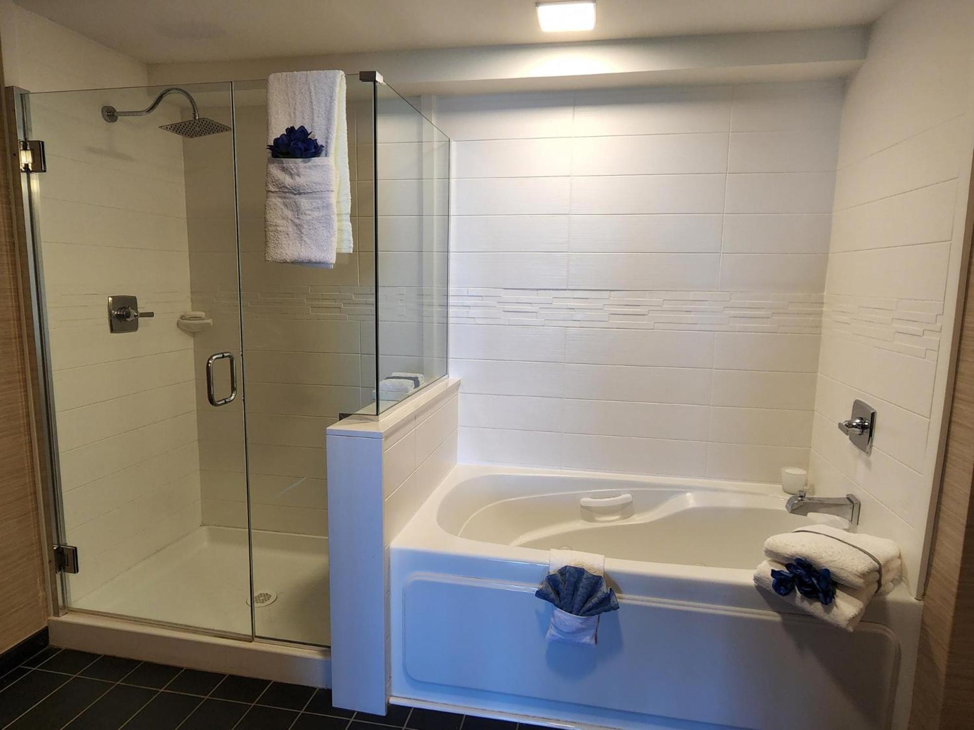 Illinois Beach Hotel Zion Екстериор снимка