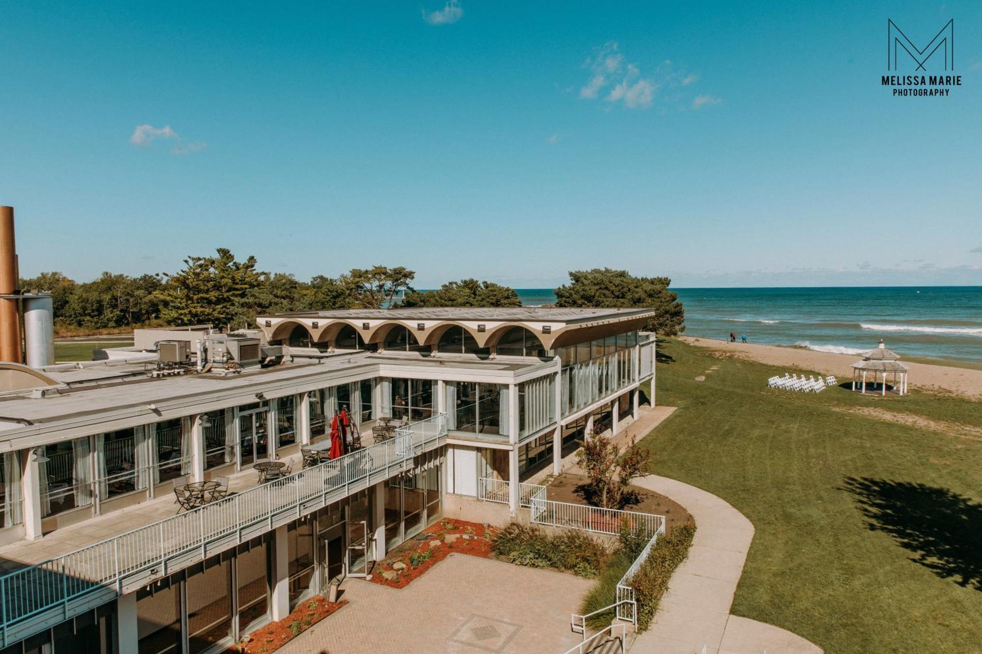 Illinois Beach Hotel Zion Екстериор снимка